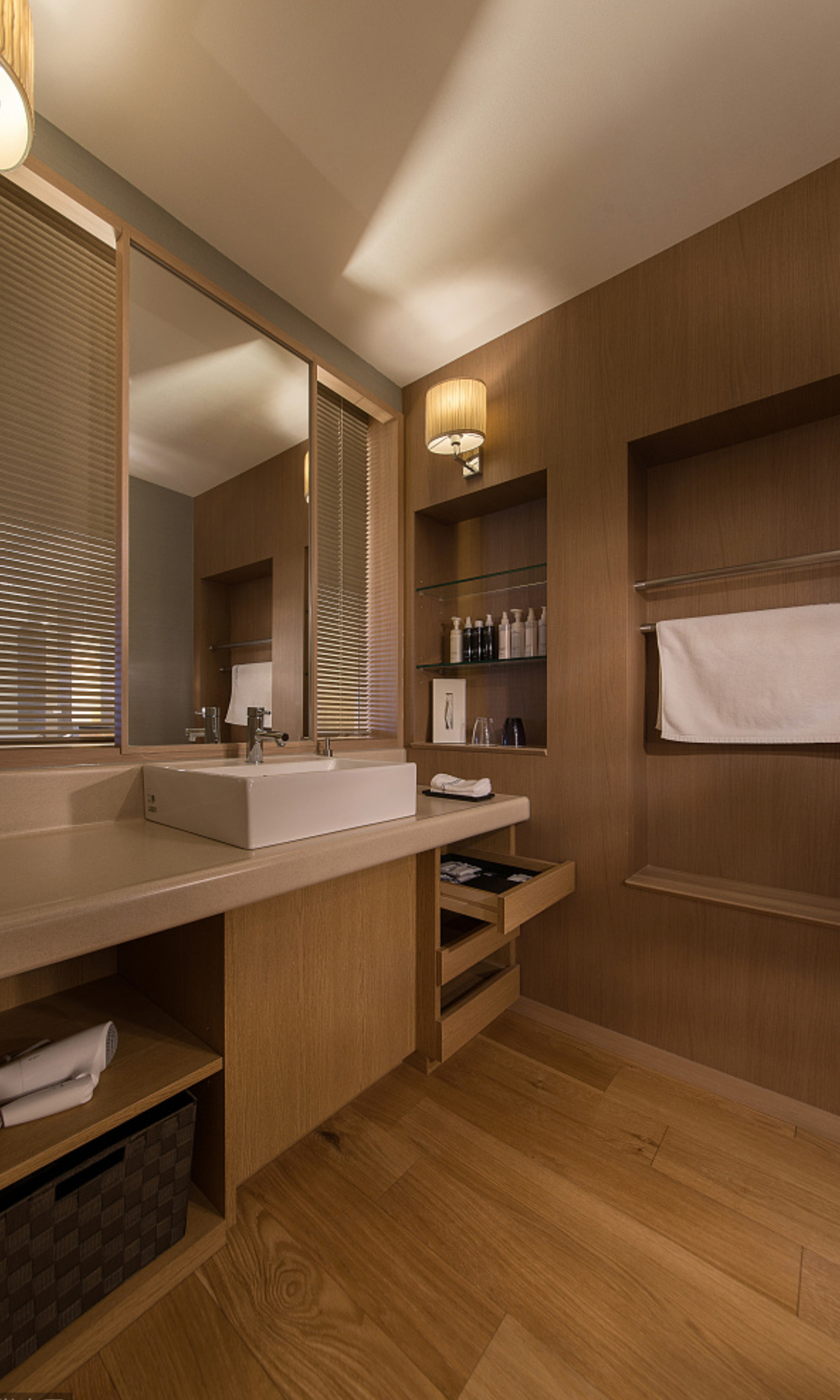 201903051454595c7e1d43d4213